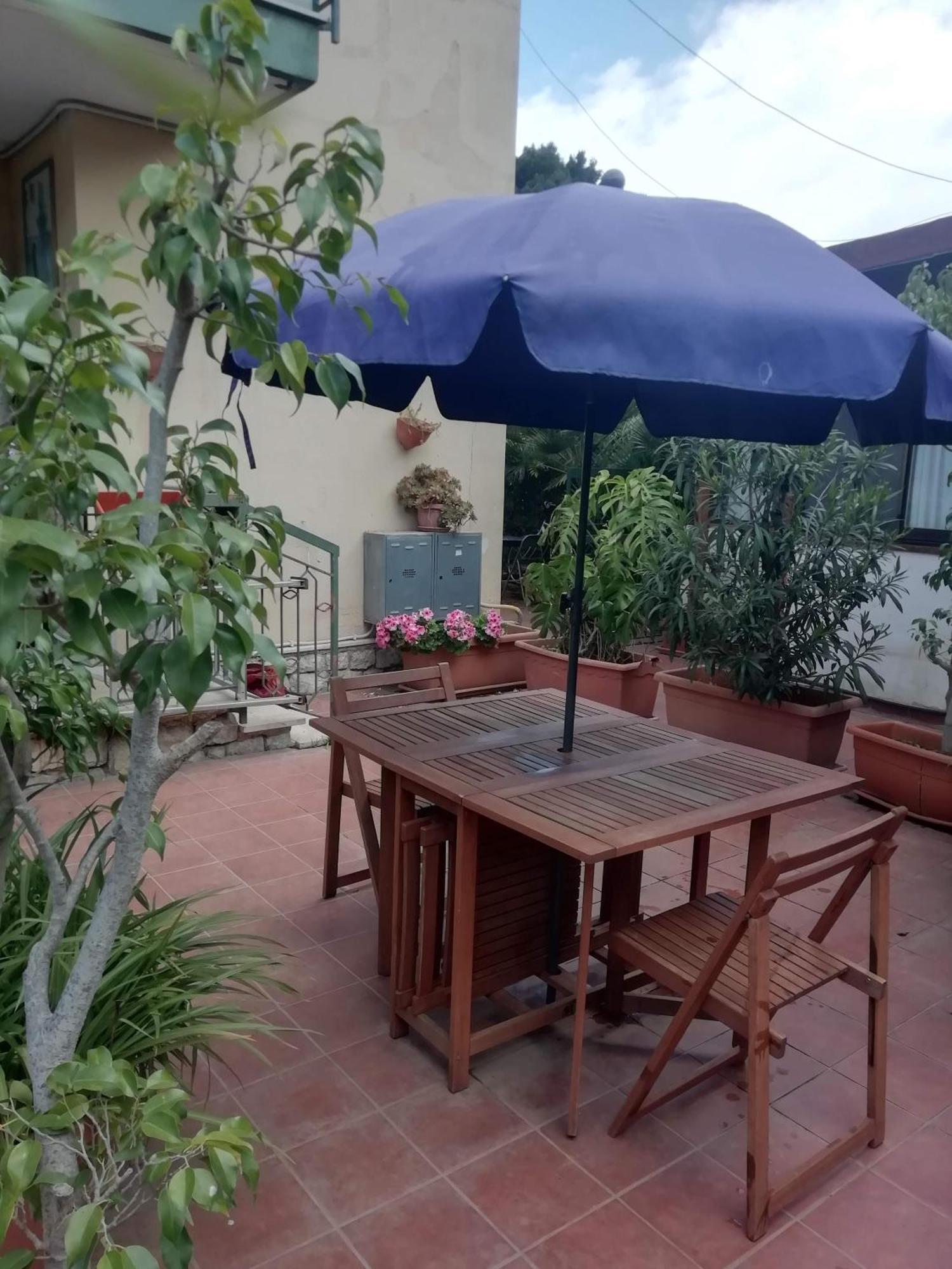 Apartment In A Villa A Mondello Eksteriør billede
